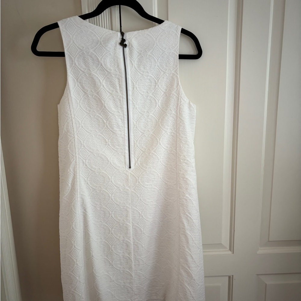 Desigual White Sleeveless Dress with Black Accent Pockets - Picture 2 of 7